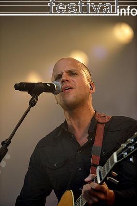 Milow op Parkpop 2009 foto