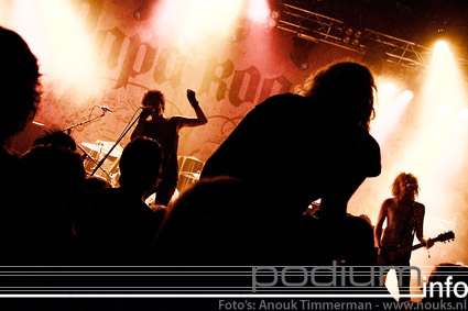 Heavens Basement op Papa Roach - 27/6 - Atak foto