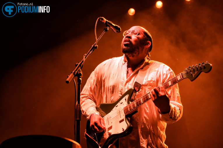 Bartees Strange op Biffy Clyro - The Futique Tour - 30/01 - AFAS Live foto