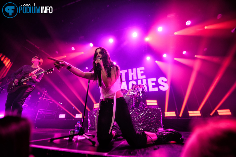 The Beaches op The Beaches - 04/02 - Melkweg foto