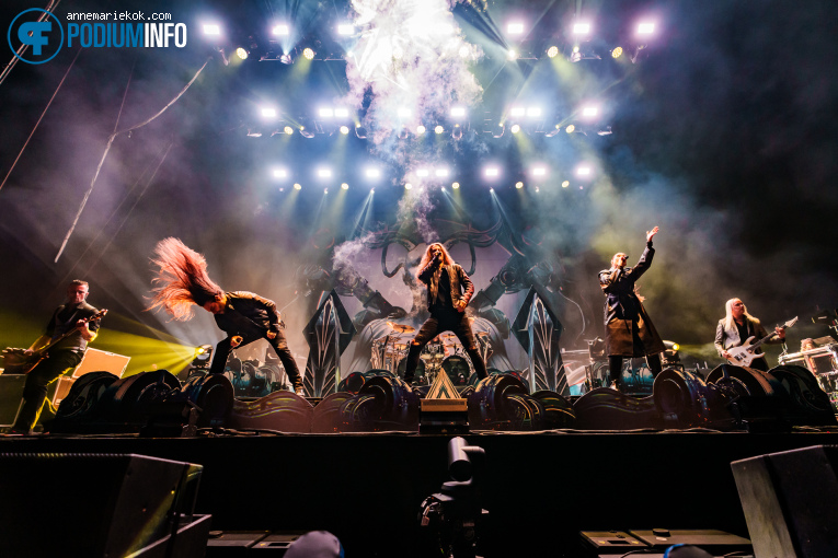 Amaranthe op Amaranthe en Epica - 07/02 - Ziggo Dome foto