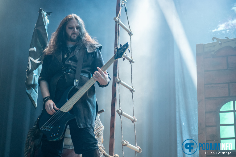 Visions Of Atlantis op Visions Of Atlantis + Warkings - 13/02 - 013 foto