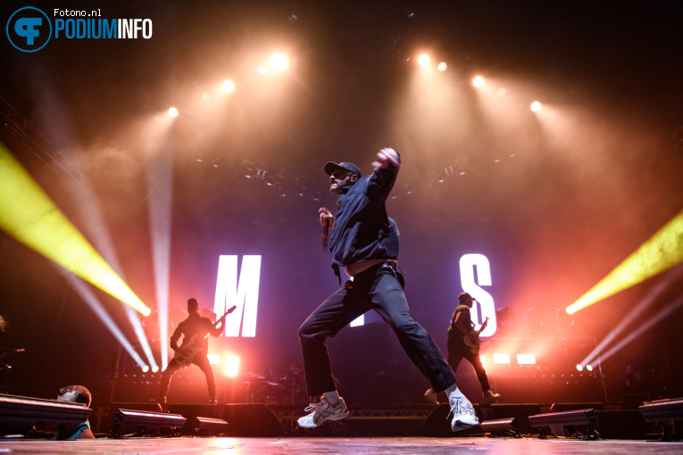 Make Them Suffer op Motionless in White - 18/02 - AFAS Live foto