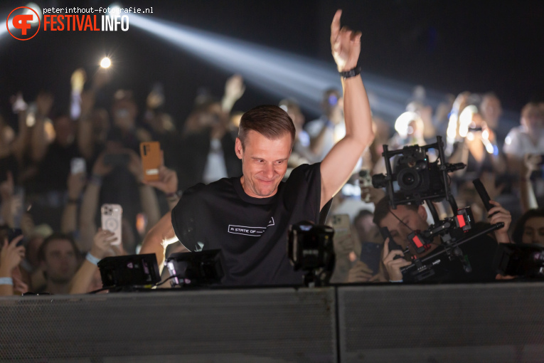 Armin van Buuren op A State of Trance 2026 foto