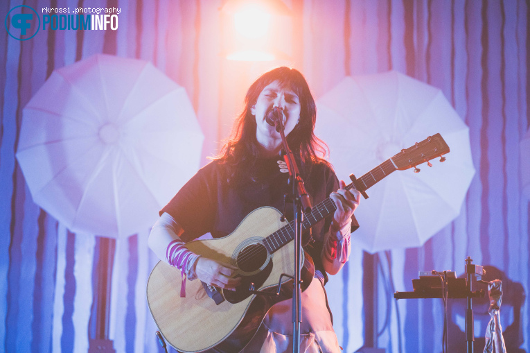 Of Monsters and Men op Of Monsters and Men - 28/02 - TivoliVredenburg foto