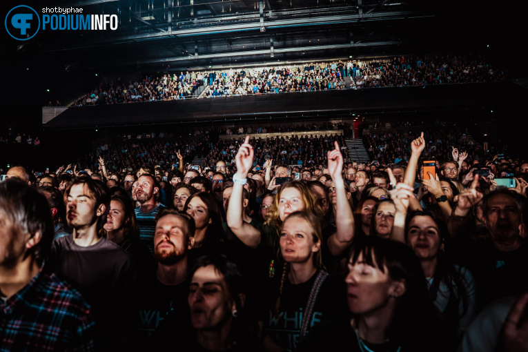 White Lies - 26/02 - AFAS Live foto