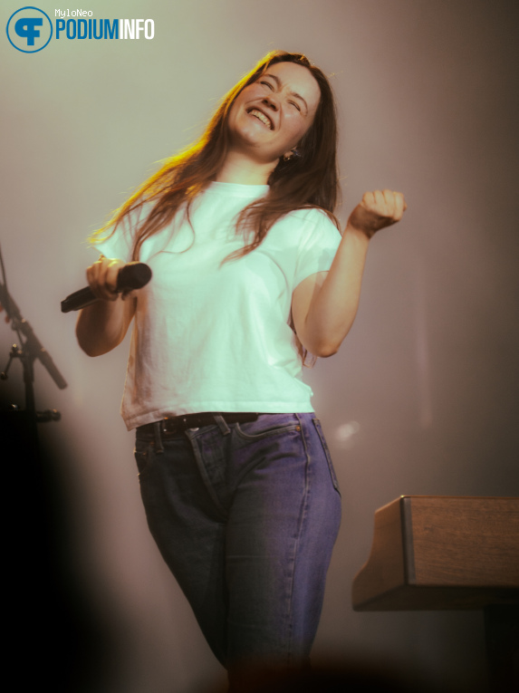 Sigrid op Sigrid - 08/03 - Melkweg foto