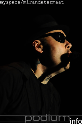 The Bones op Social Distortion - 6/7 - Melkweg foto