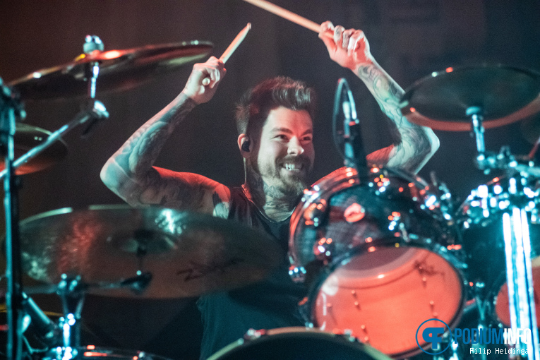 Memphis May Fire op Fit For A King - 17/03 - 013 foto