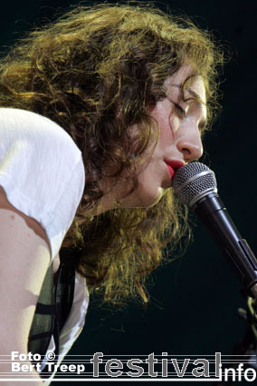 Regina Spektor op Rock Werchter 2009 foto