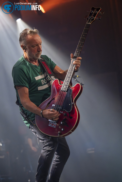 Peter Hook & The Light op Peter Hook & The Light - 17/03 - Melkweg foto