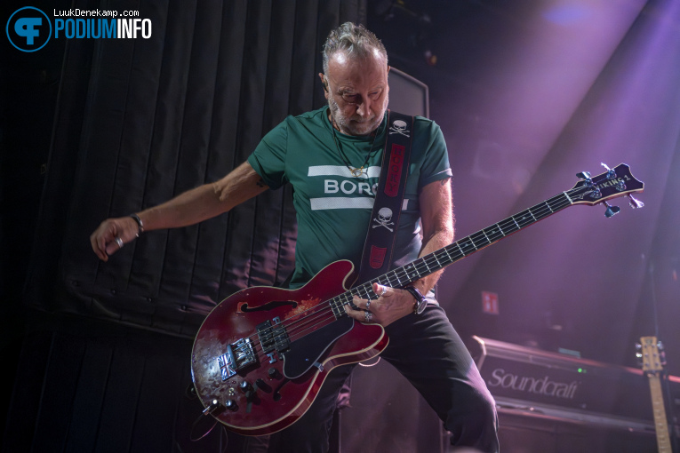 Peter Hook & The Light op Peter Hook & The Light - 17/03 - Melkweg foto