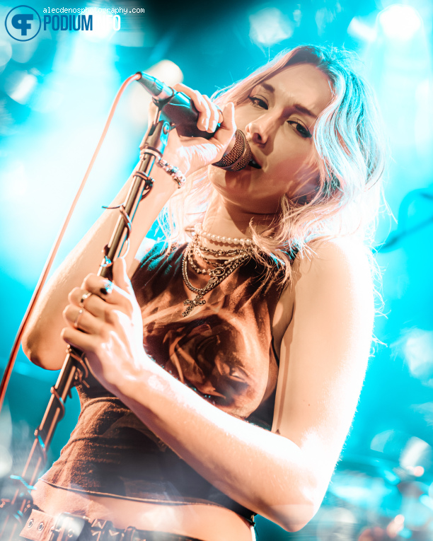 Renee Rose op Call It Off Plays Taylor Swift - 20/03 - De Helling foto