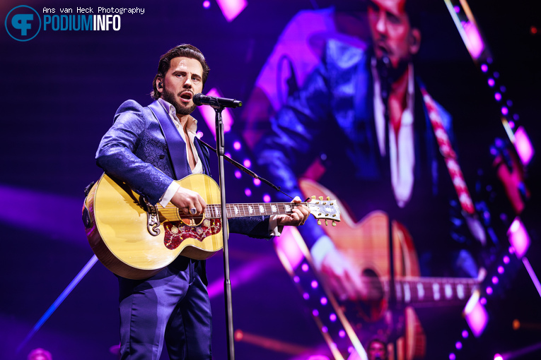 Bouke & The Elvis Matters Band op Bouke & The ElvisMatters Band - Viva Las Vegas - 20/03 - Ziggo Dome foto