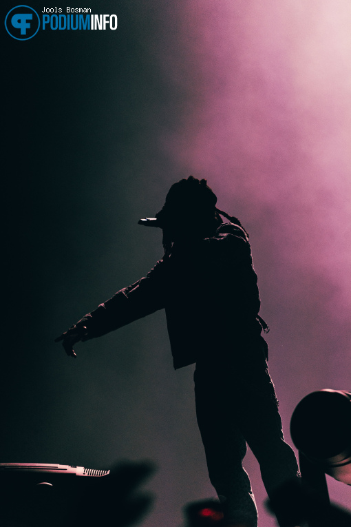 J.I.D op J.I.D. - 23/03 - 013 foto