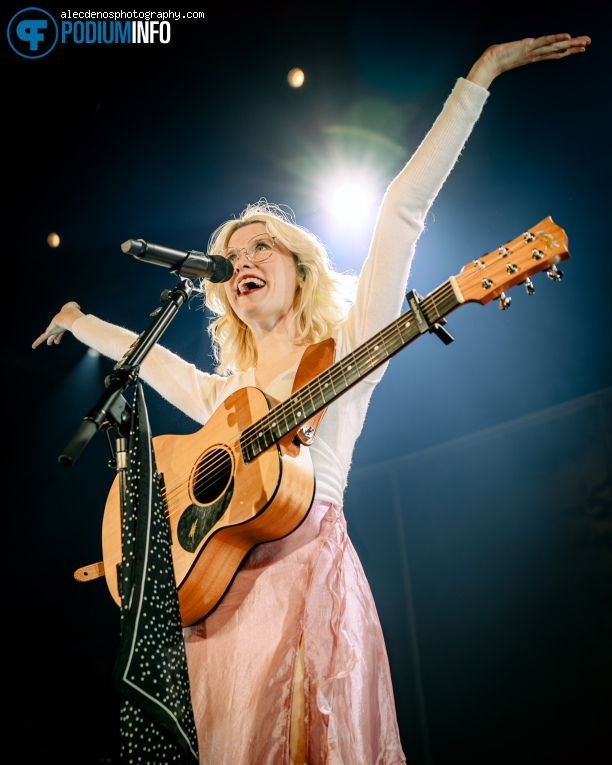 Maisie Peters op Maisie Peters - 18/03 - Melkweg foto