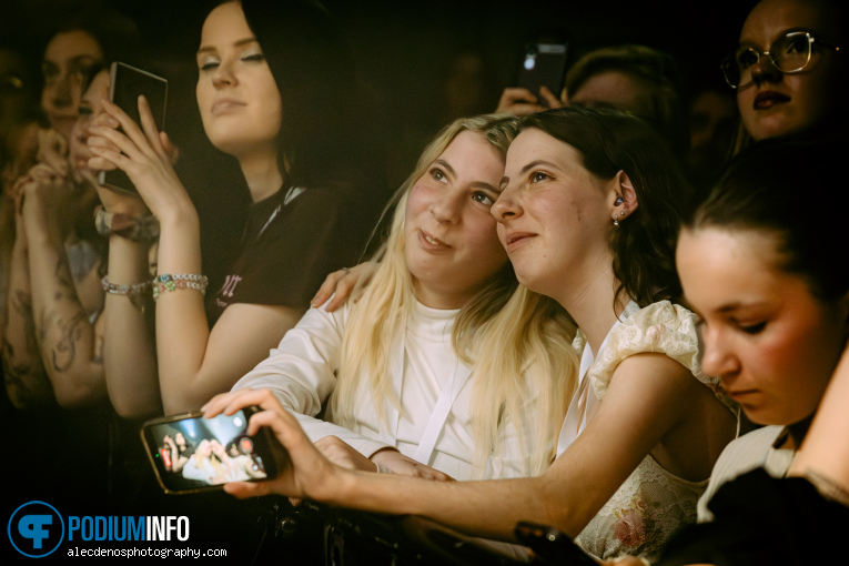 Maisie Peters - 18/03 - Melkweg foto