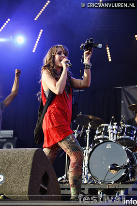 Foto Esmée Denters op TMF Awards Festival 2009