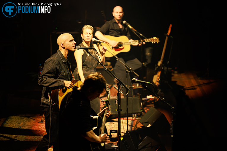 Milow op Milow - 01/04 - TivoliVredenburg foto