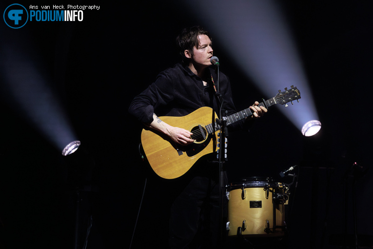 Milow op Milow - 01/04 - TivoliVredenburg foto