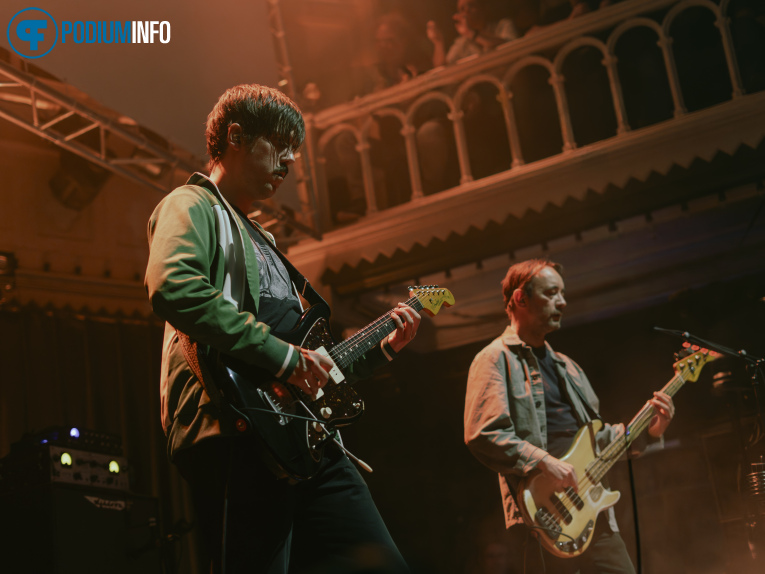 dEUS op dEUS - Worst Case Versus In A Bar - 02/04 - Paradiso foto
