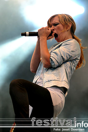 Guano Apes op Bospop 2009 foto