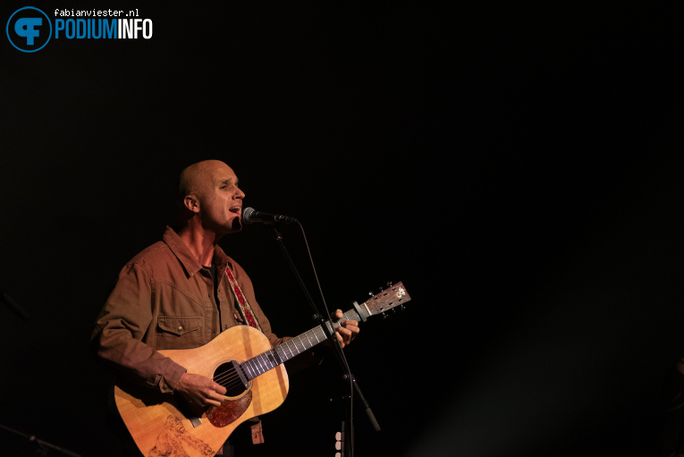 Milow op Milow - Boy Made Out Of Stars - 09/04 - Parkstad Limburg Theaters foto