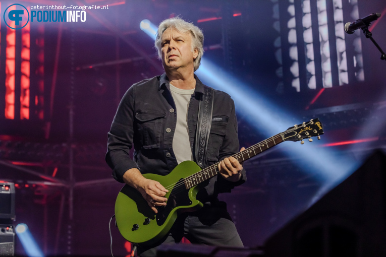 Coming On Strong op The Tribute - Live in Concert - 17/04 - Ziggo Dome foto