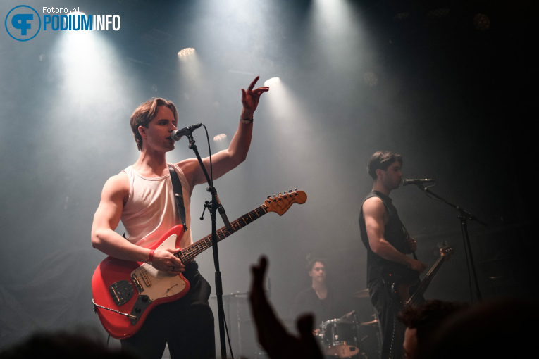 Individuals op STONE - 11/04 - Melkweg foto