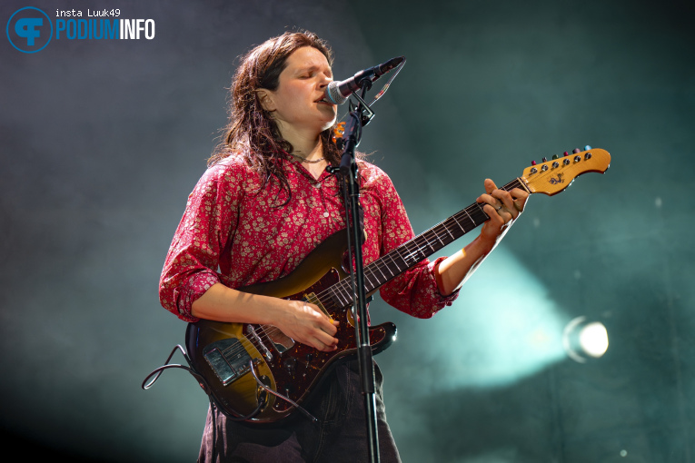 Big Thief op Big Thief - 21/04 - AFAS Live foto