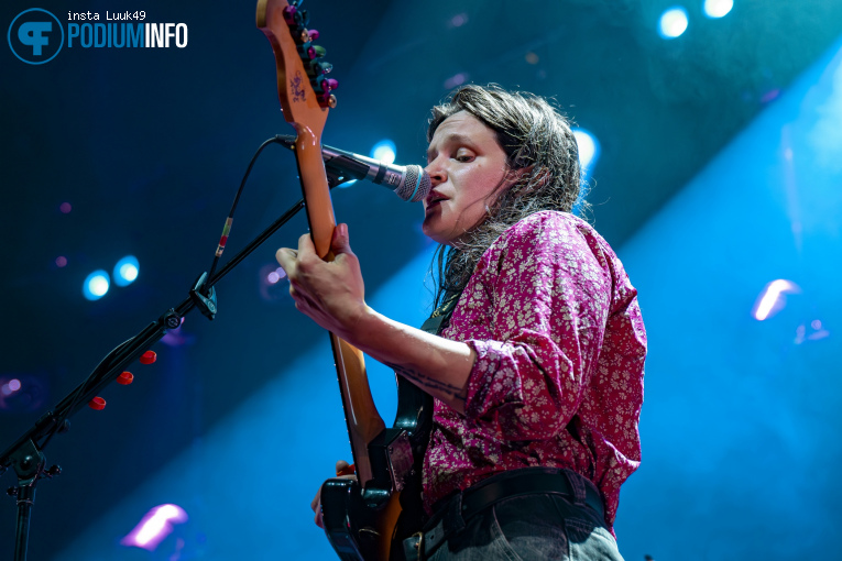 Big Thief op Big Thief - 21/04 - AFAS Live foto