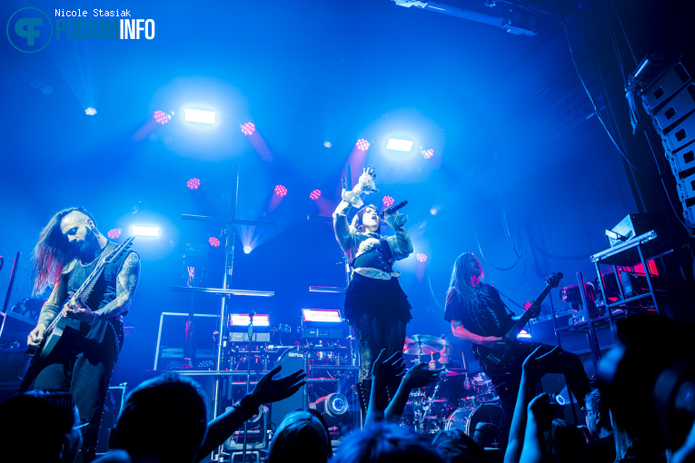 Enemy Inside op Smash Into Pieces - 30/04 - 013 foto