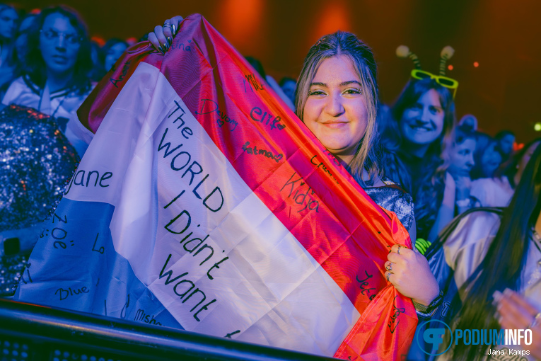Natalie Jane - The World I Didn't Want World Tour - 30/04 - 013 foto