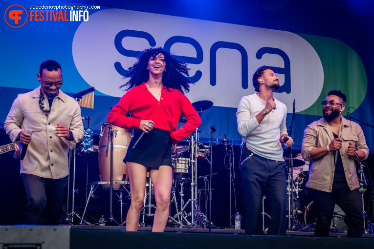 Rolf Sanchez op Bevrijdingsfestival Utrecht 2026 foto