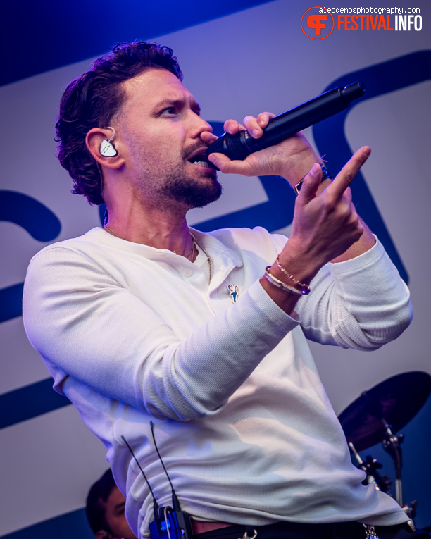 Rolf Sanchez op Bevrijdingsfestival Utrecht 2026 foto