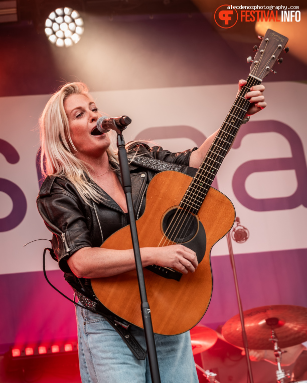 Miss Montreal op Bevrijdingsfestival Utrecht 2026 foto