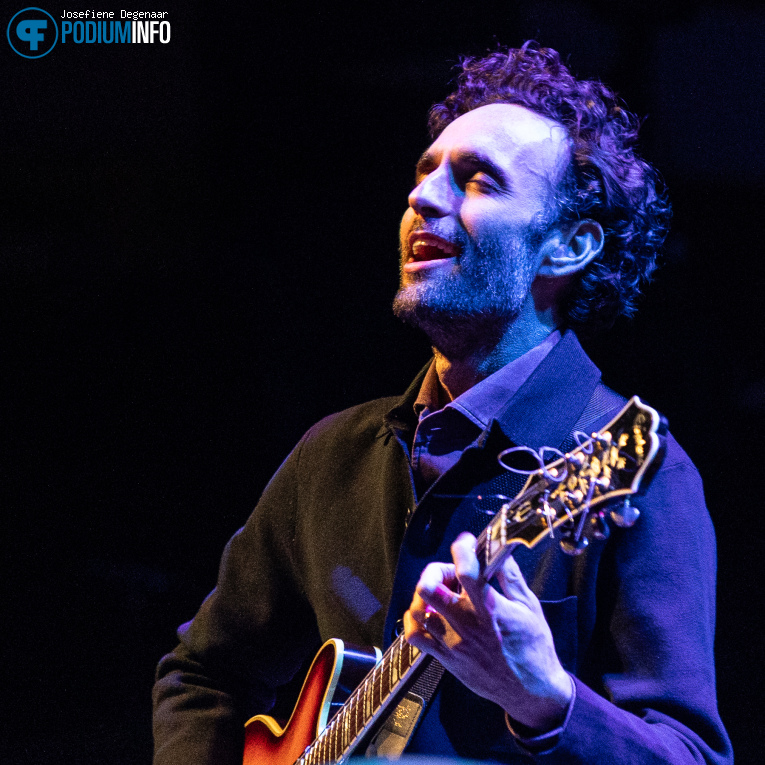 Julian Lage Quartet op Julian Lage Quartet - 09/05 - TivoliVredenburg foto