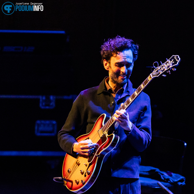 Julian Lage Quartet op Julian Lage Quartet - 09/05 - TivoliVredenburg foto