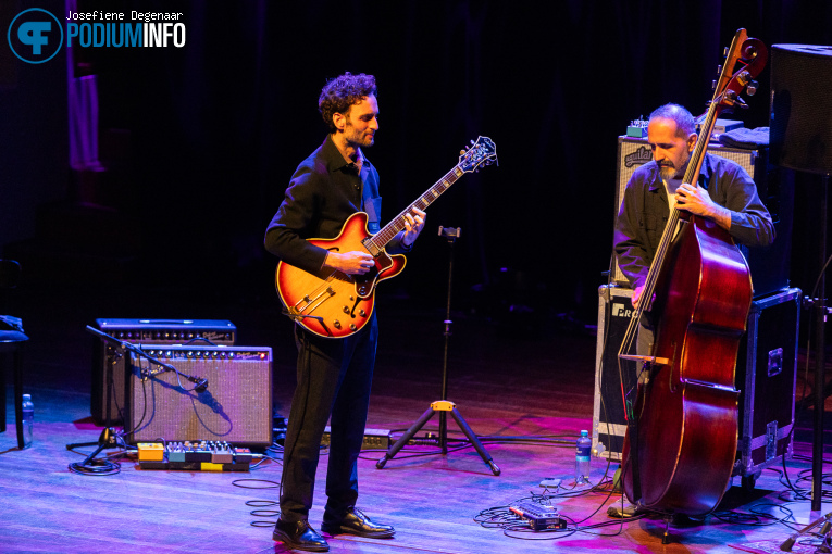 Julian Lage Quartet op Julian Lage Quartet - 09/05 - TivoliVredenburg foto