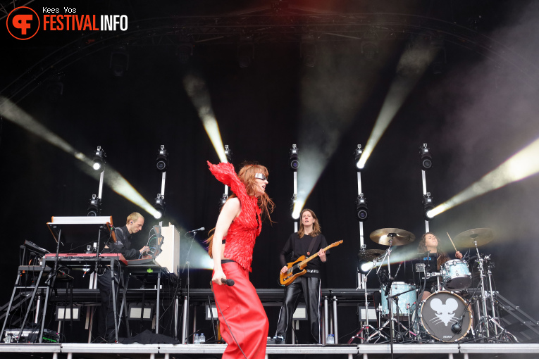 Merol op Bevrijdingsfestival Brabant 2026 foto