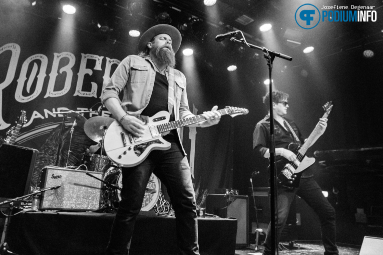 Robert Jon & The Wreck op Robert Jon & The Wreck - 07/05 - Melkweg foto