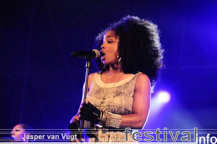 Leela James op Raw Rhythm 2009 foto