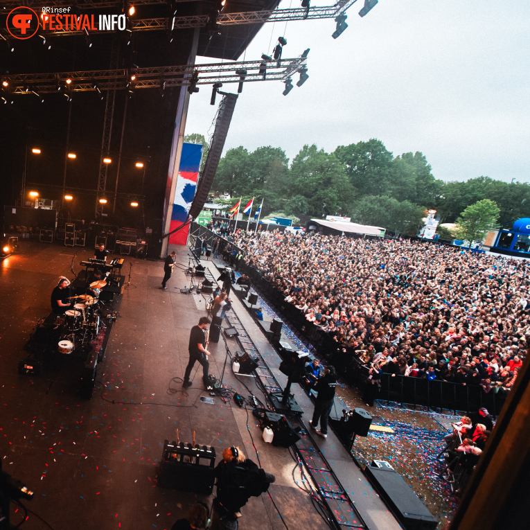 Hannah Mae op Bevrijdingsfestival Overijssel 2026 foto