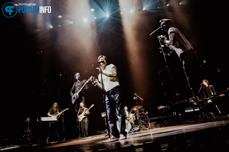 The Neighbourhood op The Neighbourhood - 08/05 - Ziggo Dome foto