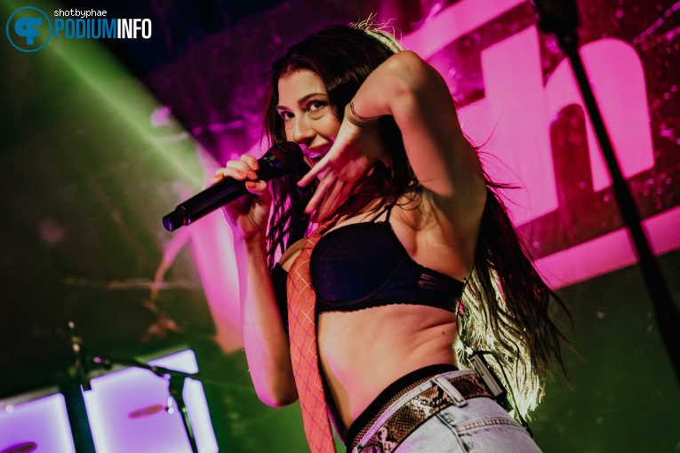 Leah Kate op Leah Kate - 10/05 - TivoliVredenburg foto