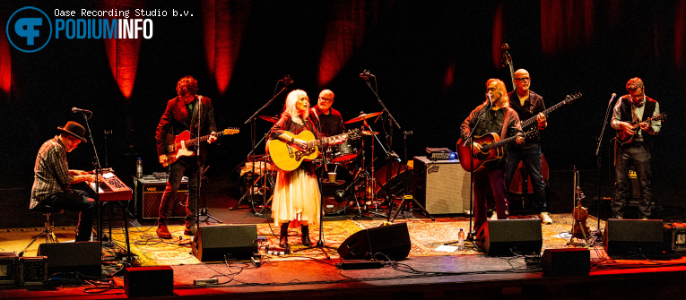 Emmylou Harris op Emmylou Harris - 21/05 - Muziekgebouw Eindhoven foto