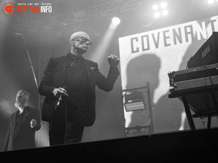 Covenant op Wave-Gotik-Treffen 2026 foto