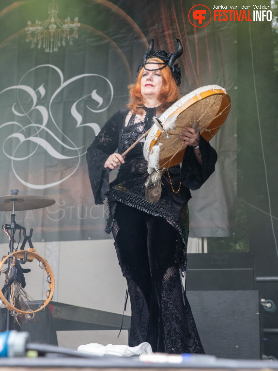 Bianca Stucker & Bruxas Solis op Wave-Gotik-Treffen 2026 foto