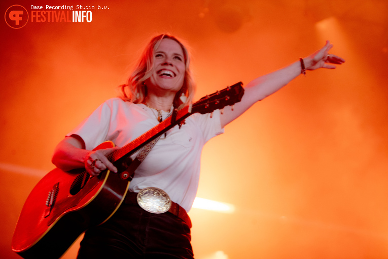 Ilse DeLange op Ribs & Blues 2026 foto