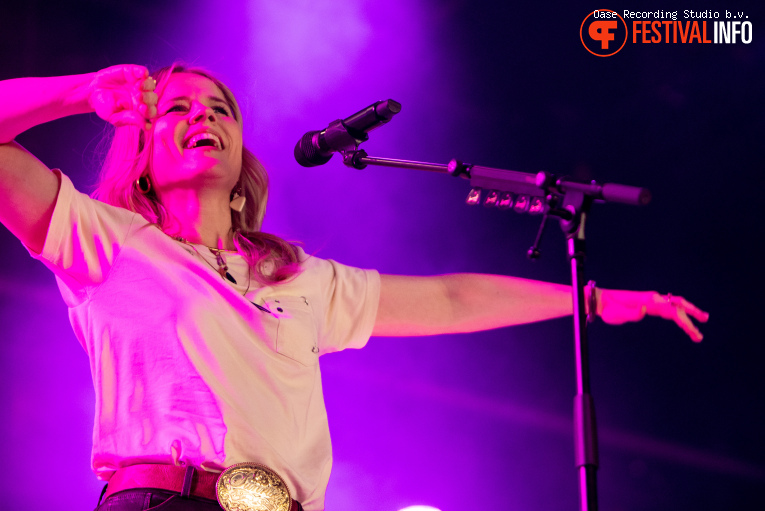 Ilse DeLange op Ribs & Blues 2026 foto
